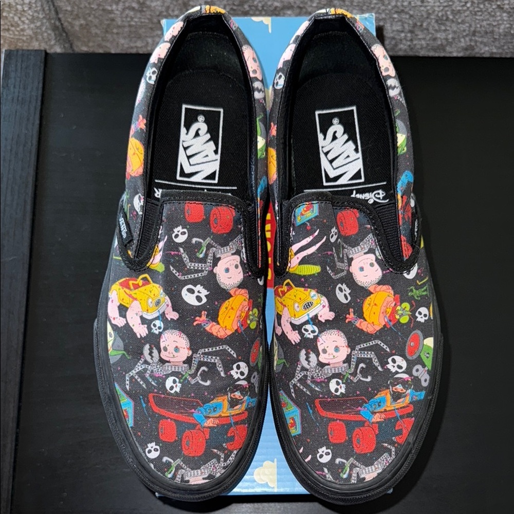 Vans Pixar Toy Story Collab Sid’s Toys Graphic Slip-On Shoes, Men 7.5 Women 9